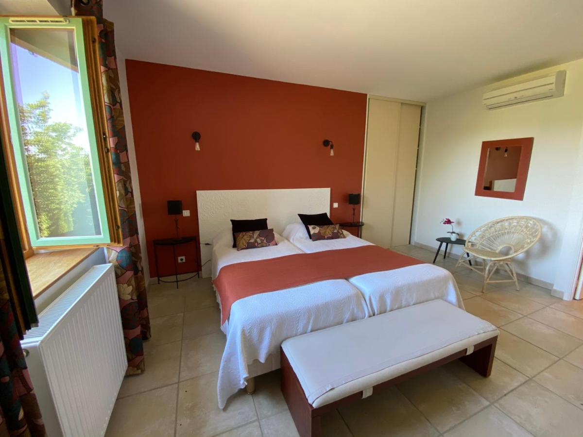 Hotel Bon Encontre Сарла-ла-Канеда Екстериор снимка